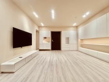 ♞白天鵝精裝２房２衛平車