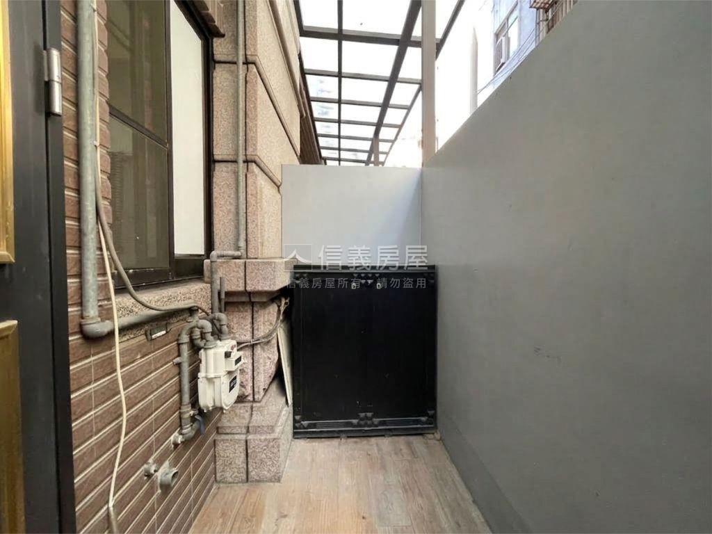 永和低總價挑高店面房屋室內格局與周邊環境