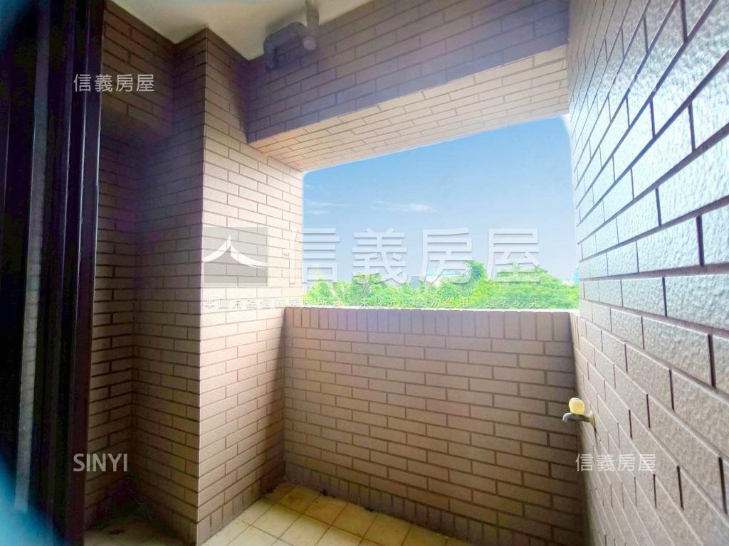 平鎮南勢大空間四房車位房屋室內格局與周邊環境