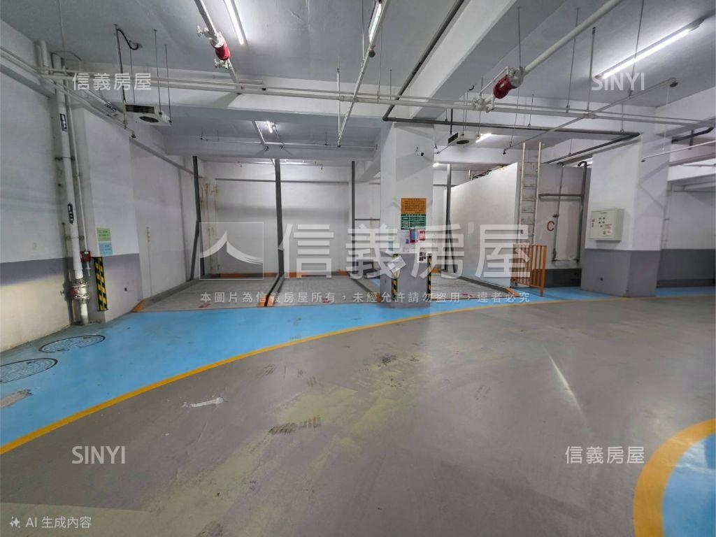 近北屯好市多超大三房車位房屋室內格局與周邊環境