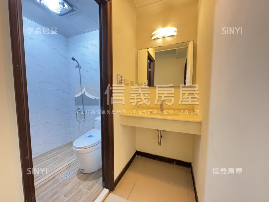 愛上新北歐‧兩房車位房屋室內格局與周邊環境