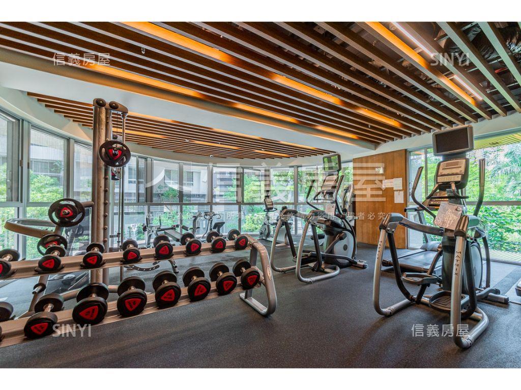 美麗殿。面公園。美景房屋室內格局與周邊環境