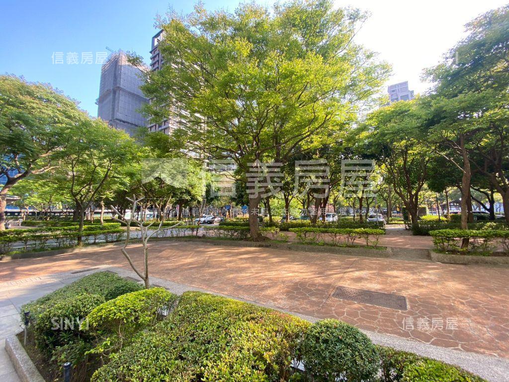 長耀里公園景觀１４樓房屋室內格局與周邊環境