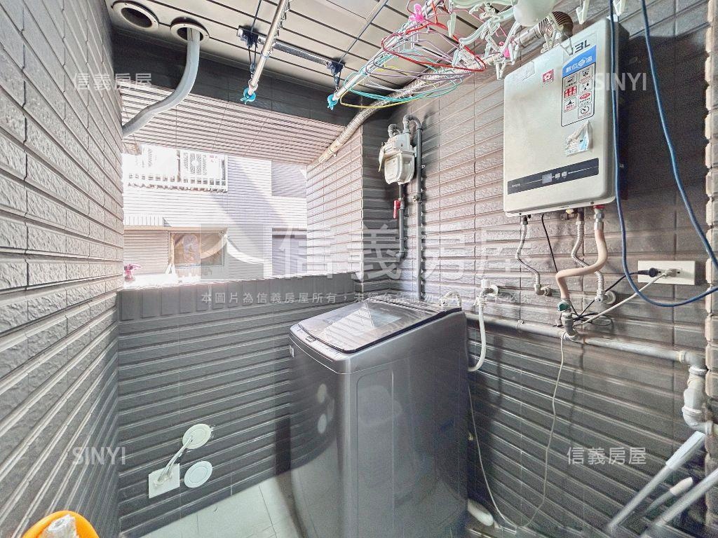 ⭐愛丁堡．面公園高樓邊間房屋室內格局與周邊環境