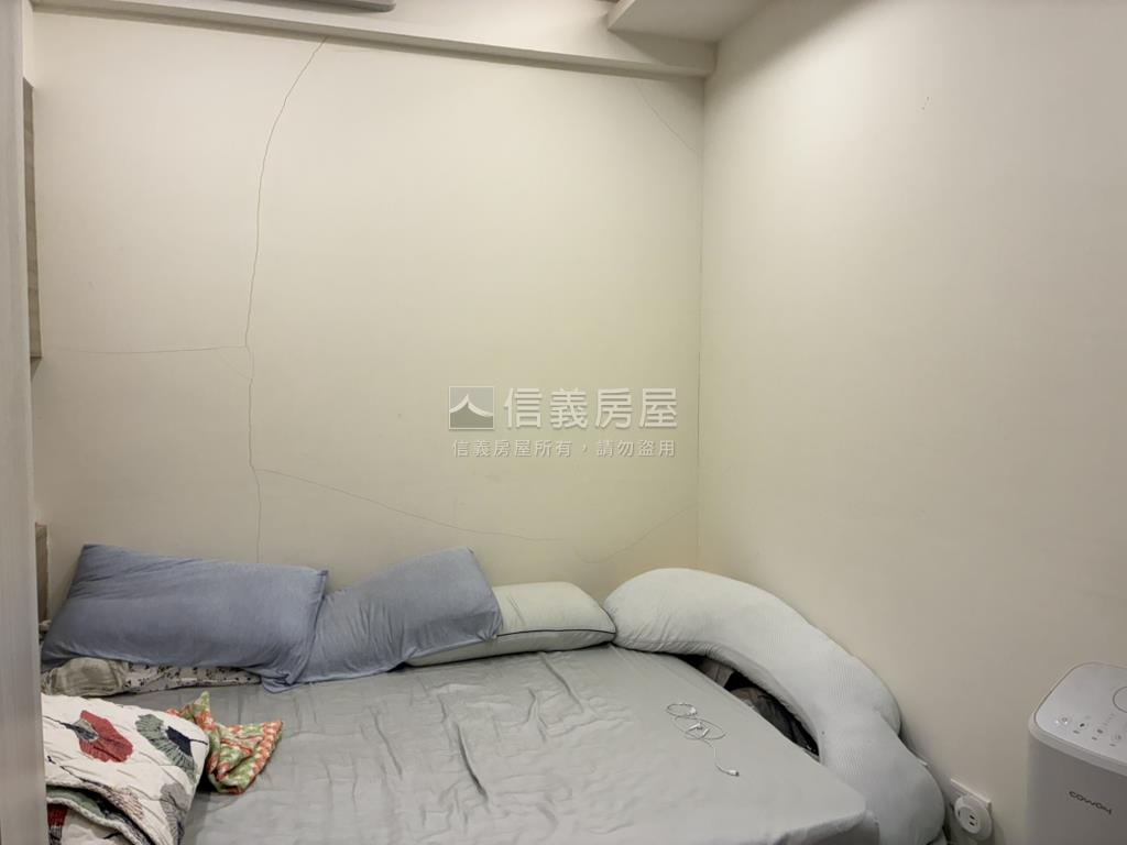 臻愛後棟高樓視野２房房屋室內格局與周邊環境