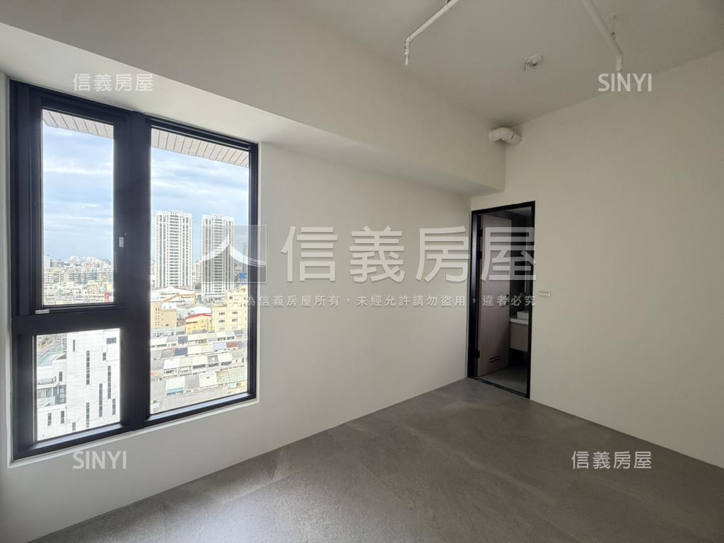 誠美拾光次頂樓面河景觀宅房屋室內格局與周邊環境