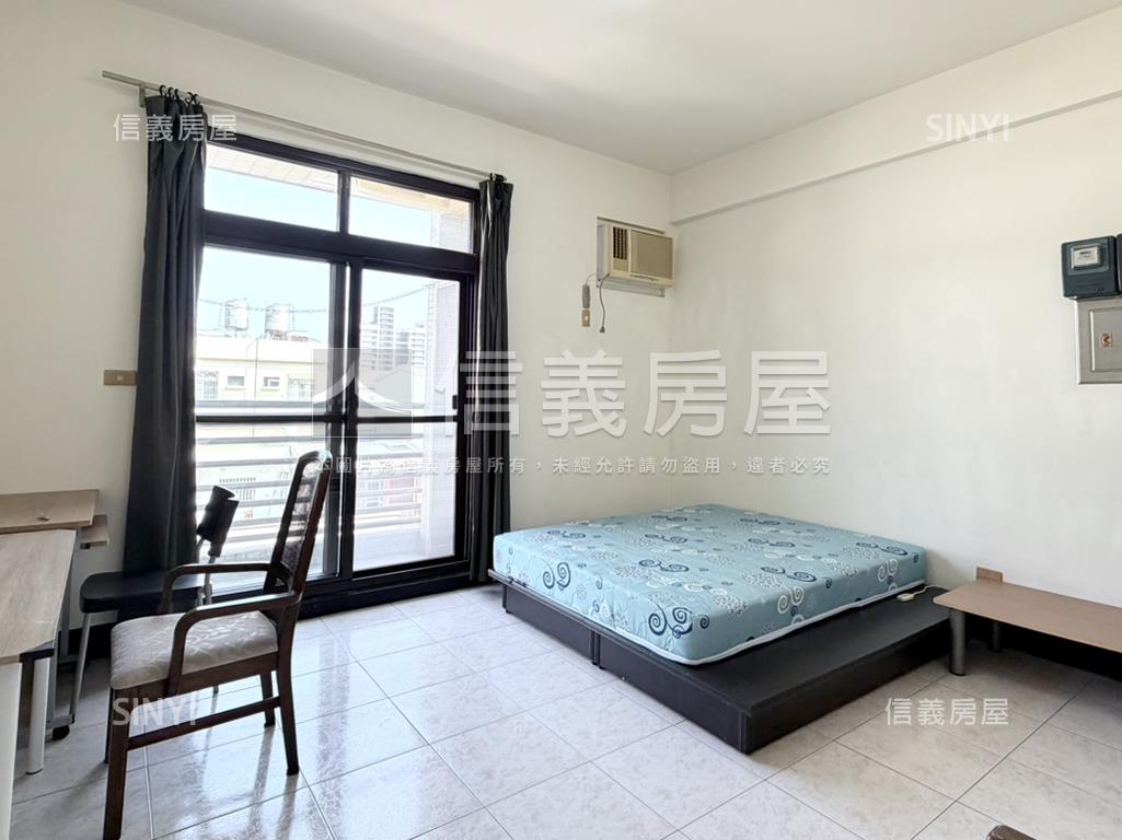 捷運出口旁大坪美透天房屋室內格局與周邊環境