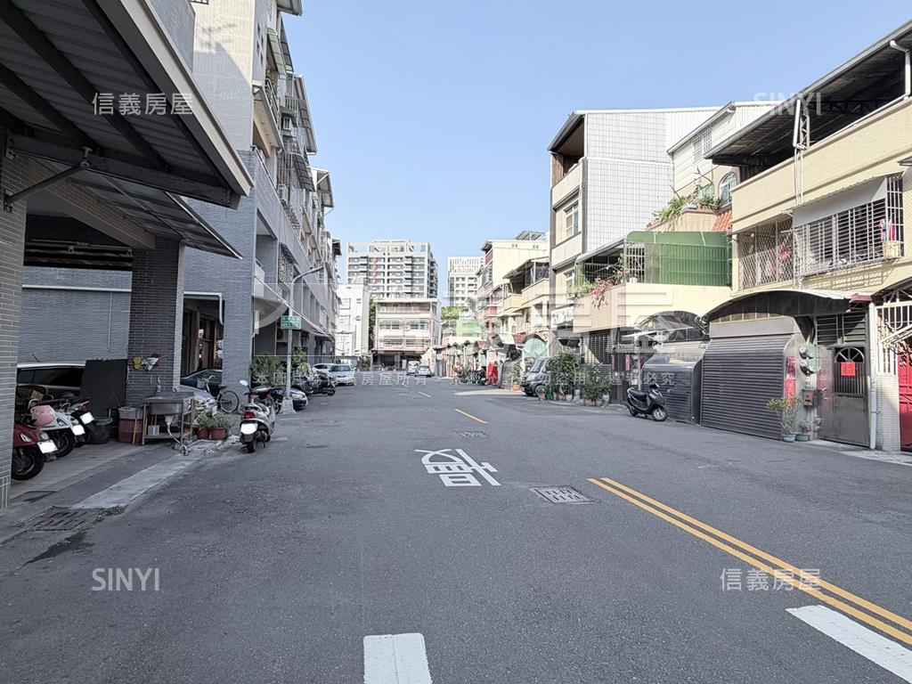 捷運出口旁大坪美透天房屋室內格局與周邊環境