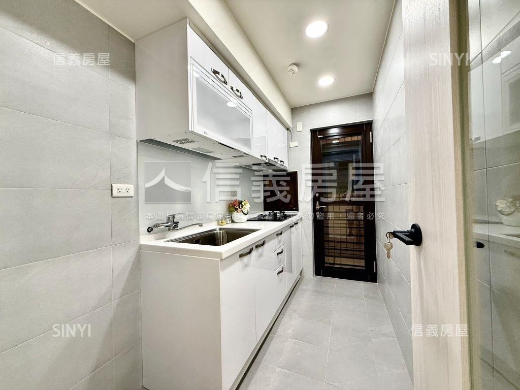 中國江山美裝四房房屋室內格局與周邊環境