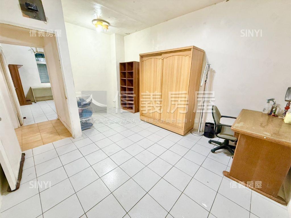 潤泰美景採光三房美寓房屋室內格局與周邊環境
