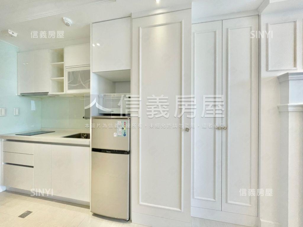 Ｇ７首綻一房平車位房屋室內格局與周邊環境