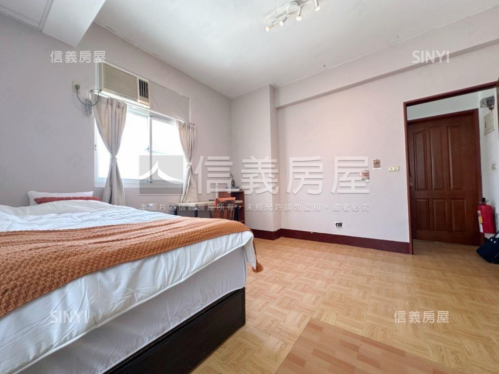 高應大三面採光收租透天房屋室內格局與周邊環境