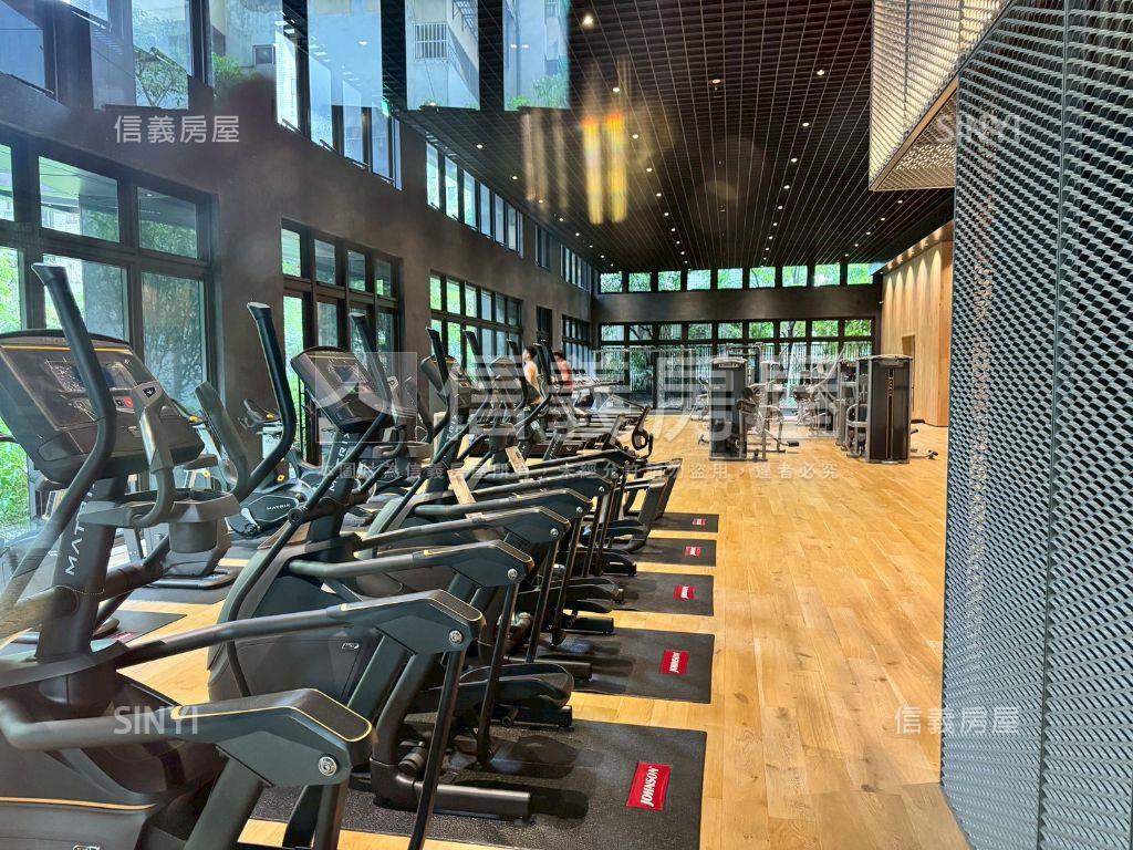 美！順天謙華渡假休閒二房房屋室內格局與周邊環境