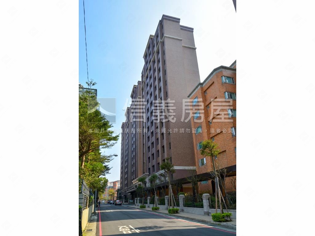 合雄明水苑溫馨四房車位房屋室內格局與周邊環境
