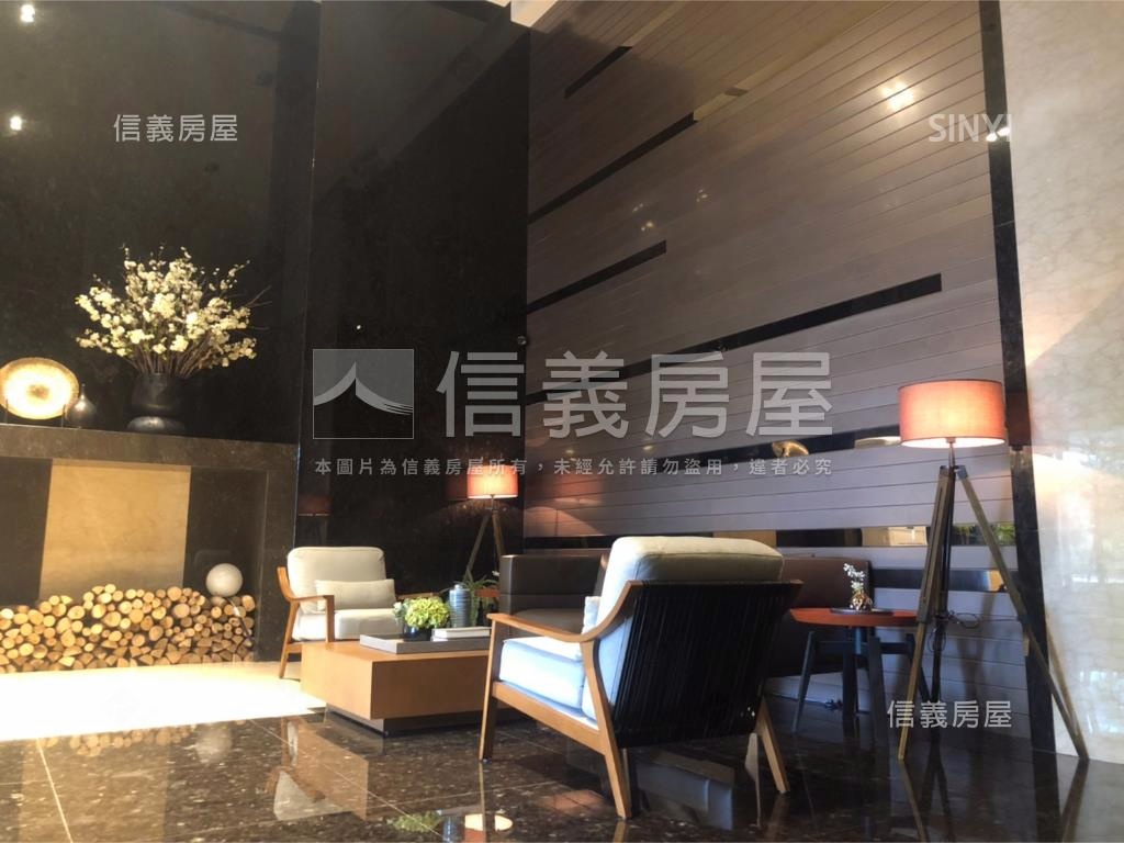 新五綻兩房車位房屋室內格局與周邊環境