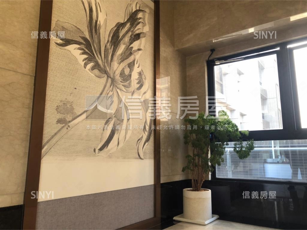 新五綻兩房車位房屋室內格局與周邊環境