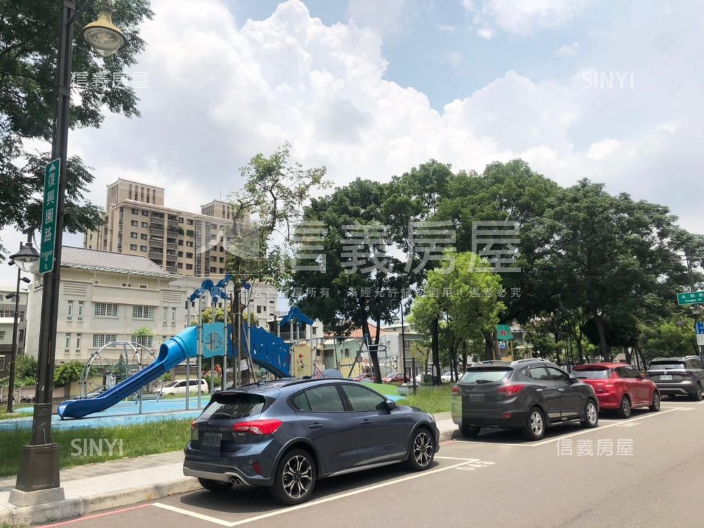 興大收租第一排房屋室內格局與周邊環境