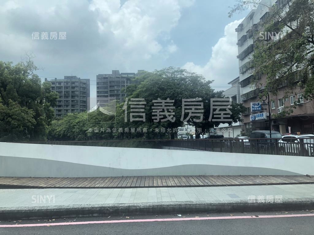 興大收租第一排房屋室內格局與周邊環境