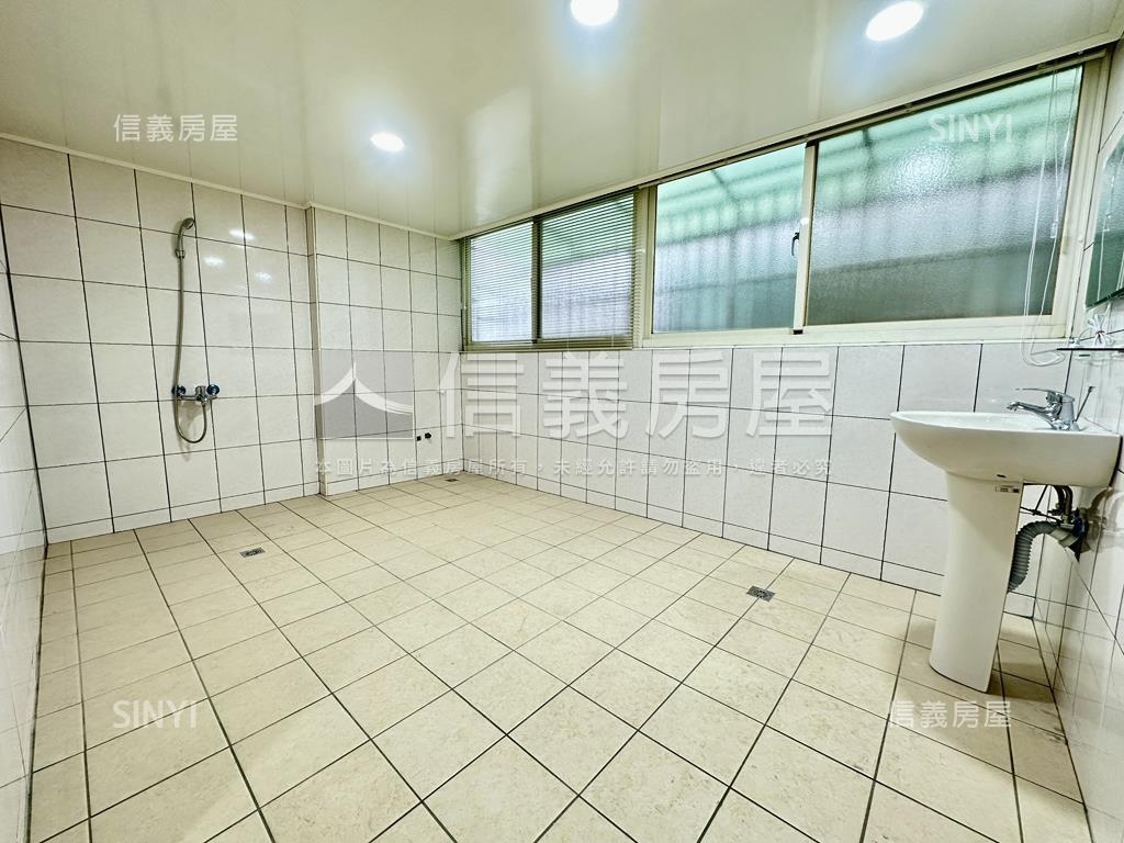 大里優質透天房屋室內格局與周邊環境