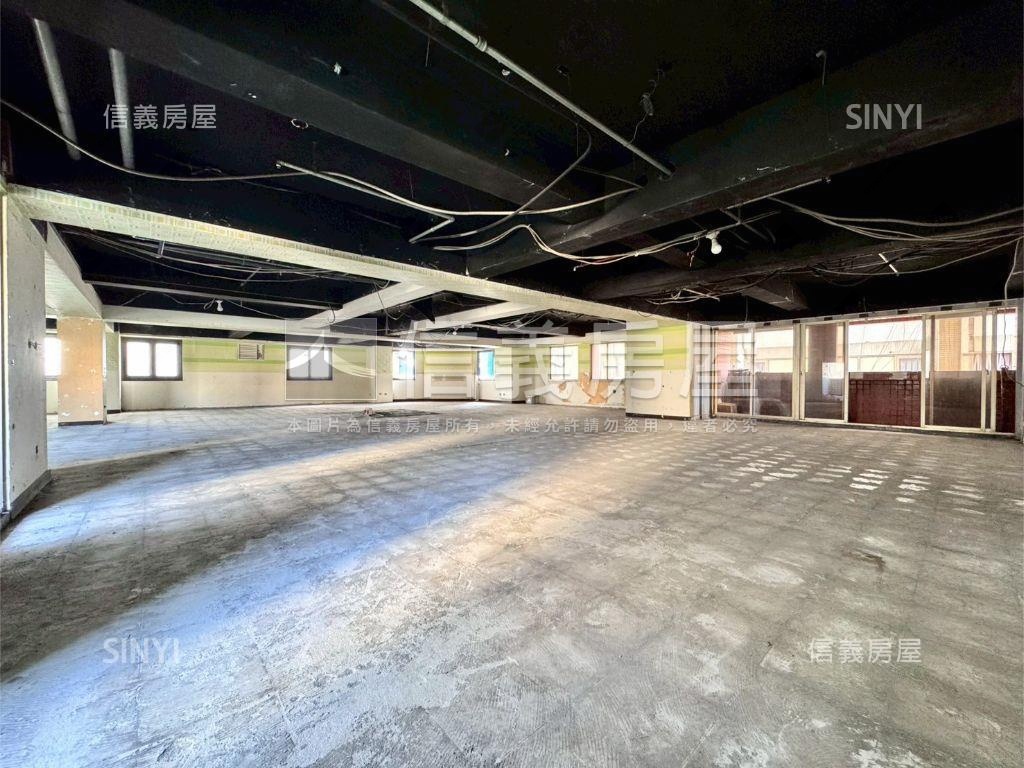 北屯路大坪數商辦大樓房屋室內格局與周邊環境