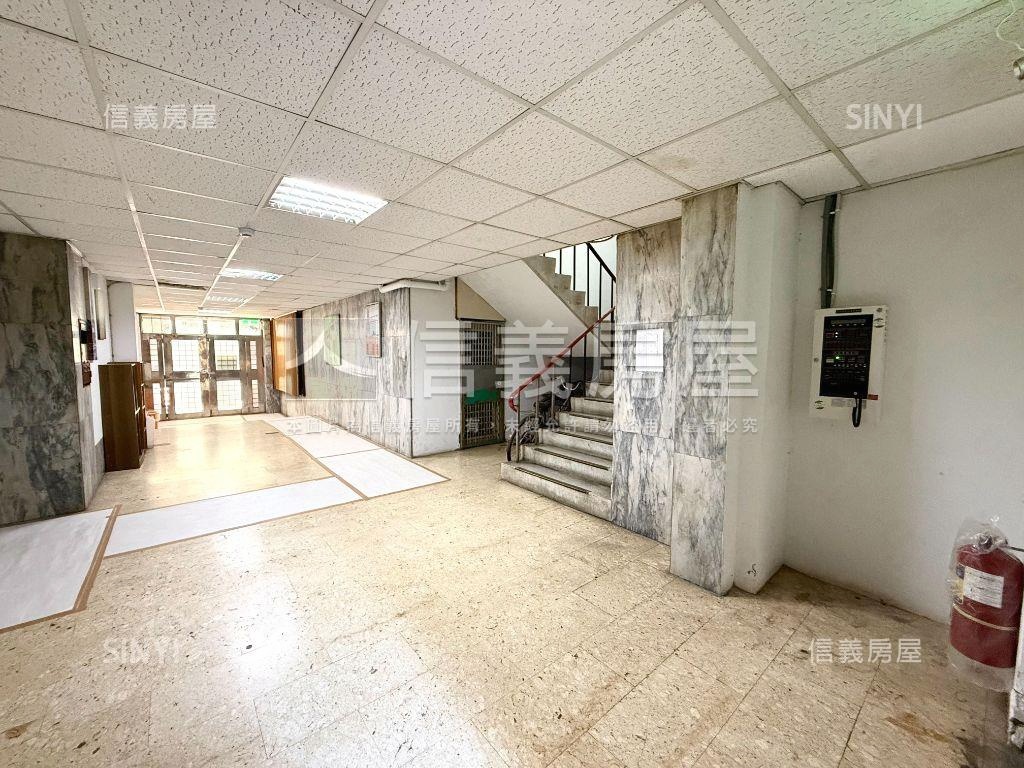 南京三民捷運套房房屋室內格局與周邊環境