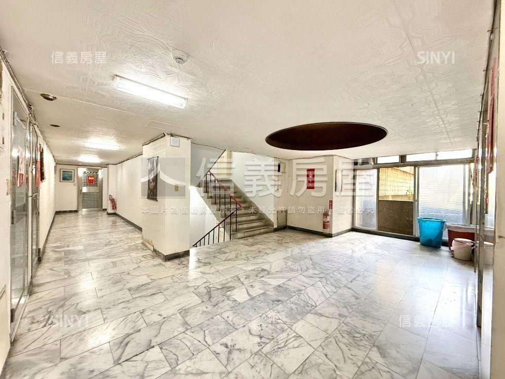 南京三民捷運套房房屋室內格局與周邊環境