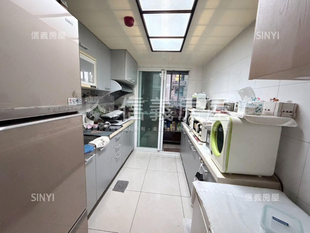 Ａ９夢想之都四房車位房屋室內格局與周邊環境