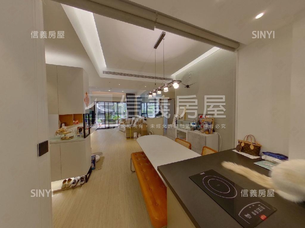 捷運遠雄左岸大露臺邊間戶房屋室內格局與周邊環境