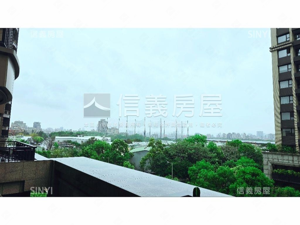 捷運遠雄左岸大露臺邊間戶房屋室內格局與周邊環境