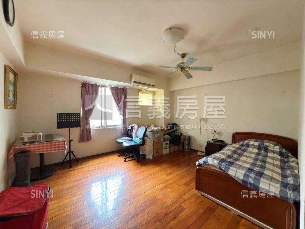 南北向四房大平車雙衛開窗房屋室內格局與周邊環境