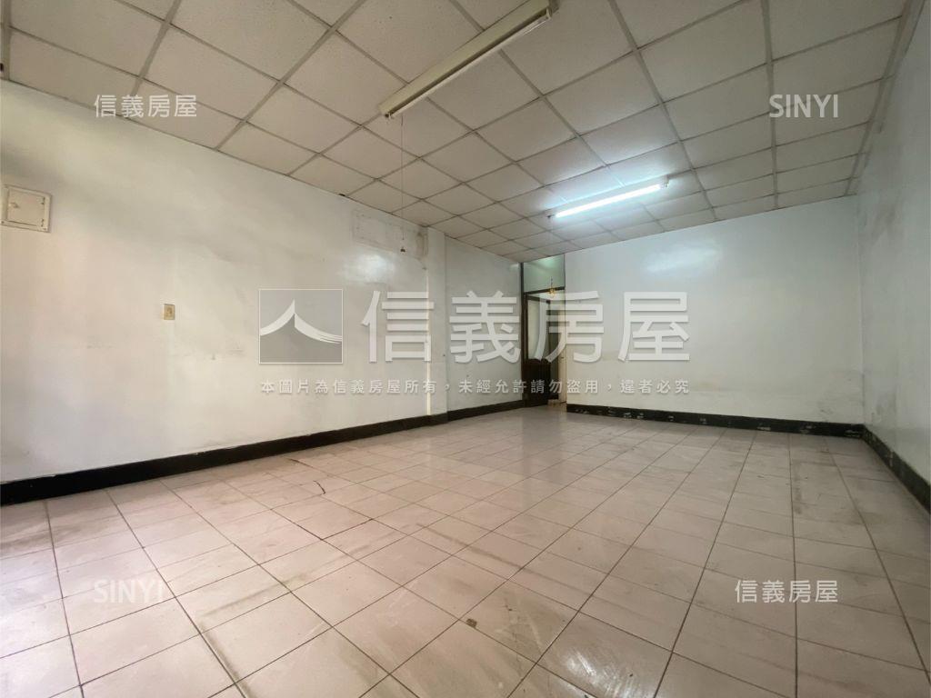 東區園道旁透天房屋室內格局與周邊環境