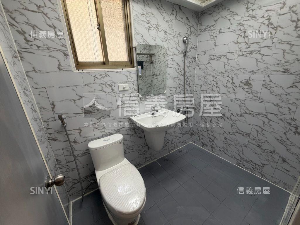 近新莊國小收租套房房屋室內格局與周邊環境