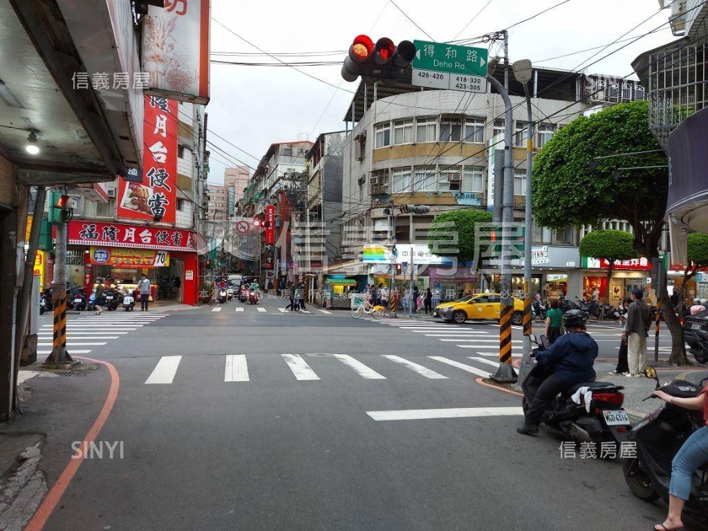 秀朗國小邊間公寓２樓房屋室內格局與周邊環境