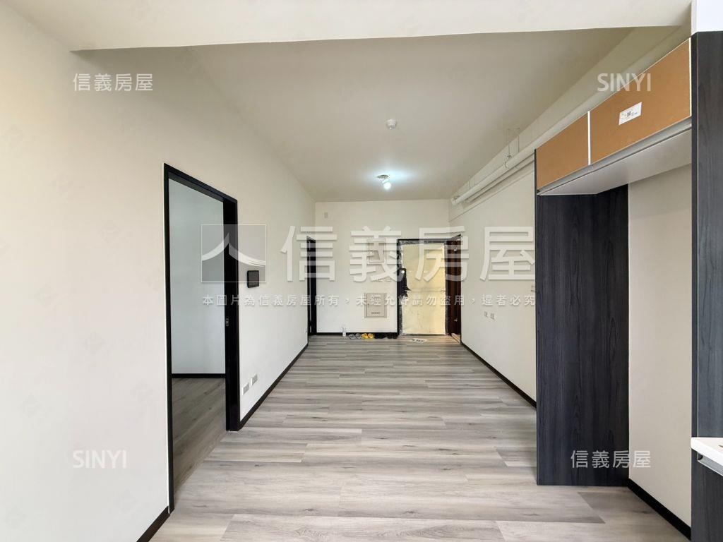 陽光四季｜次頂樓三房平車房屋室內格局與周邊環境