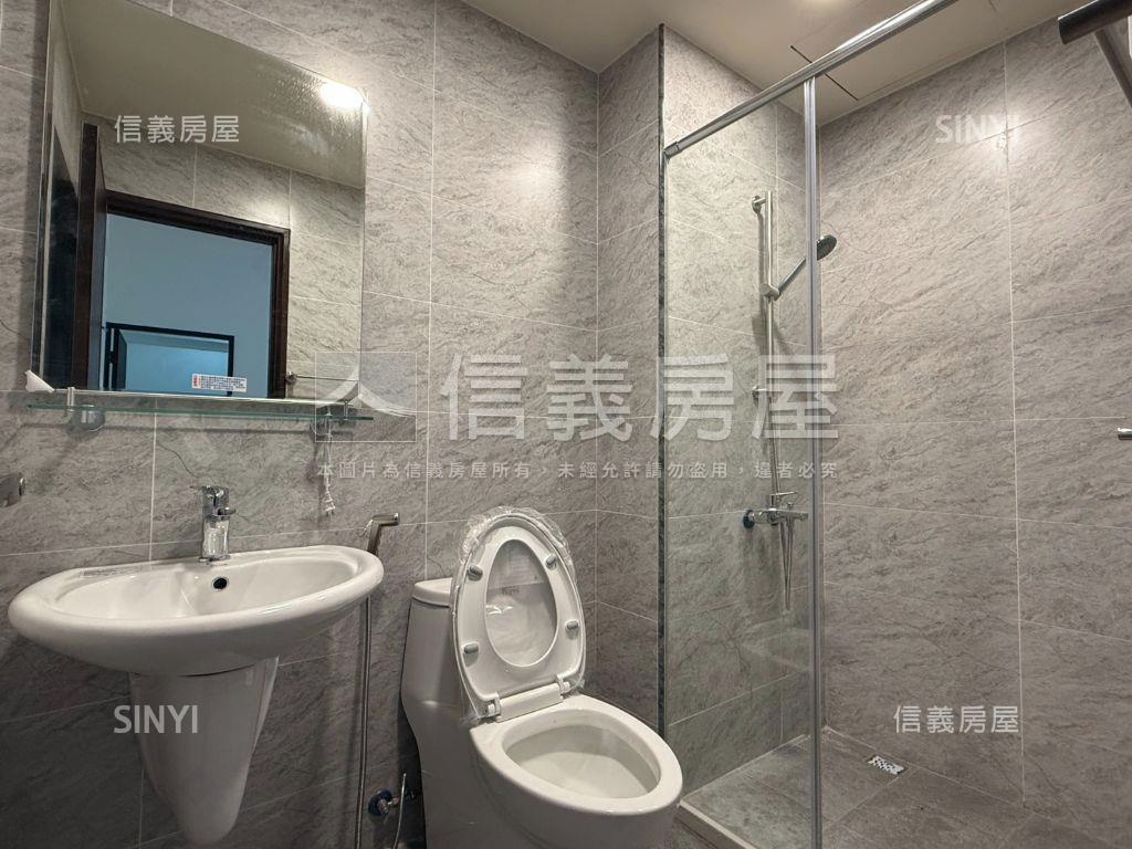 陽光四季｜次頂樓三房平車房屋室內格局與周邊環境