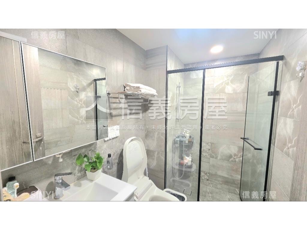 微時代精美附平面車位美宅房屋室內格局與周邊環境