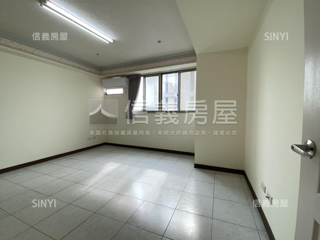 ⛵荷蘭首府眺望海景三房房屋室內格局與周邊環境