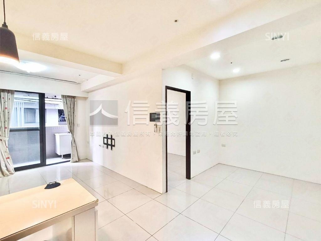 總太明日～２房＋車位房屋室內格局與周邊環境