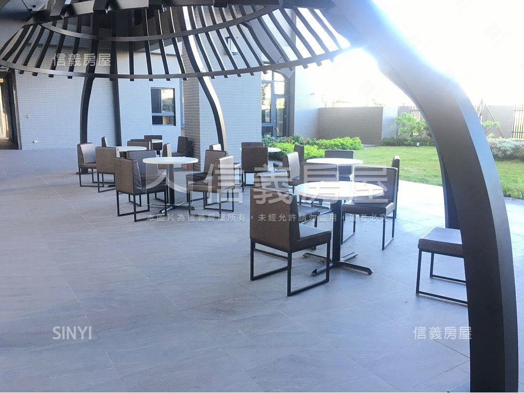 總太明日～２房＋車位房屋室內格局與周邊環境