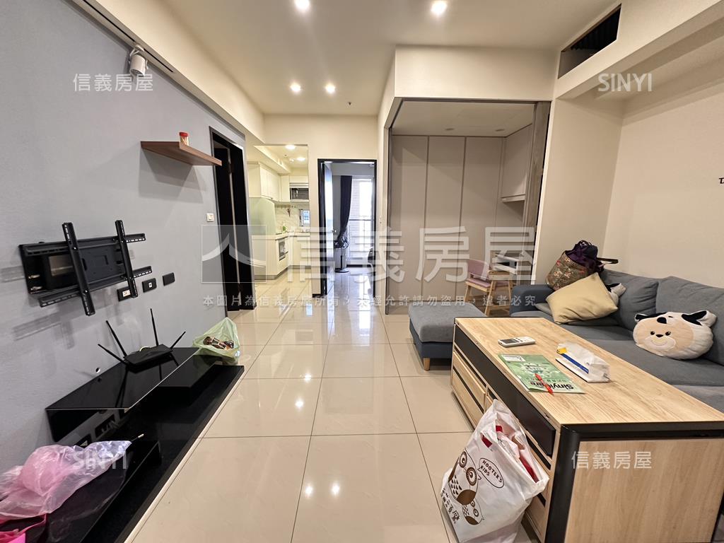 專任。華盛頓２房車位房屋室內格局與周邊環境