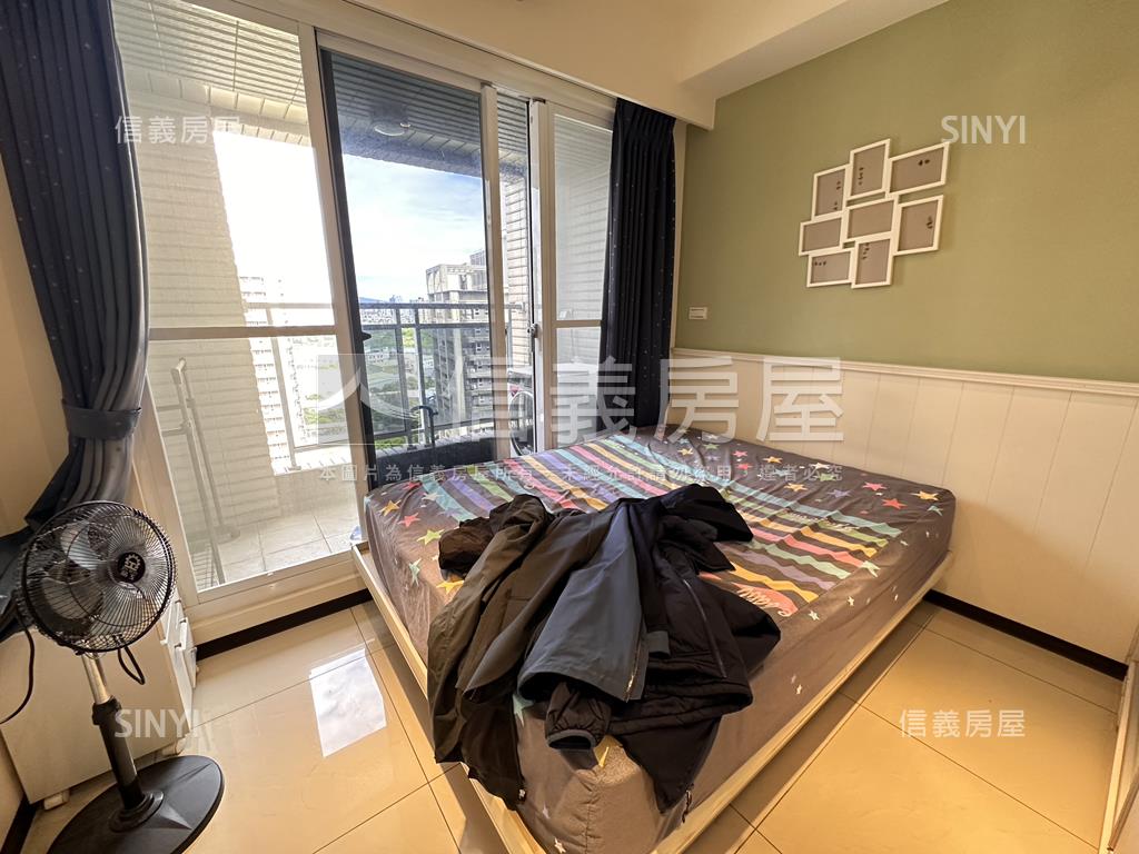 專任。華盛頓２房車位房屋室內格局與周邊環境