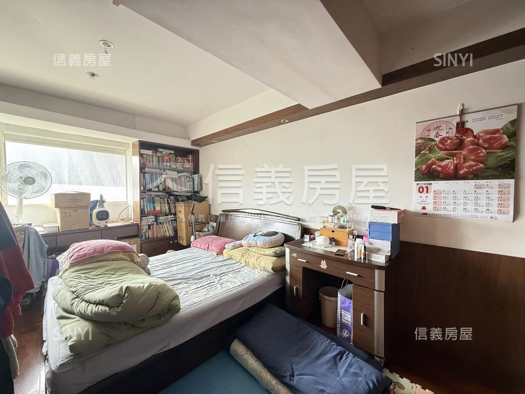 『寶殿大廈』稀有兩房釋出房屋室內格局與周邊環境