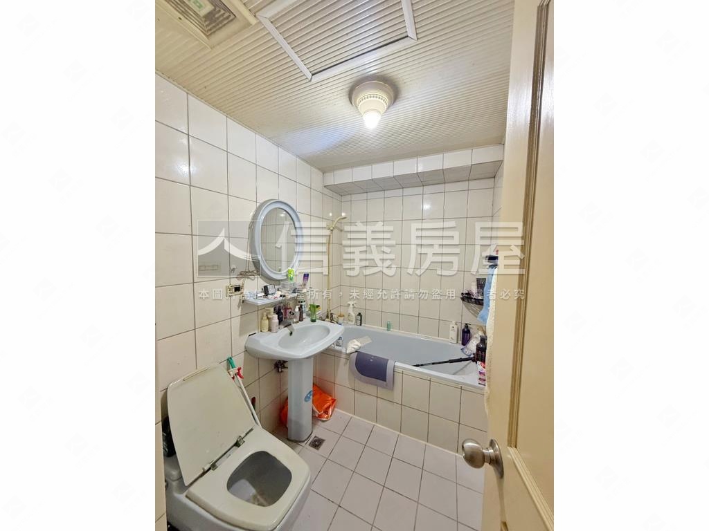 港都傳奇－高樓景觀３房房屋室內格局與周邊環境