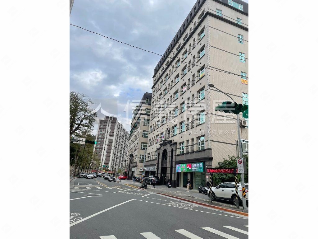 內科文湖辦公３房屋室內格局與周邊環境