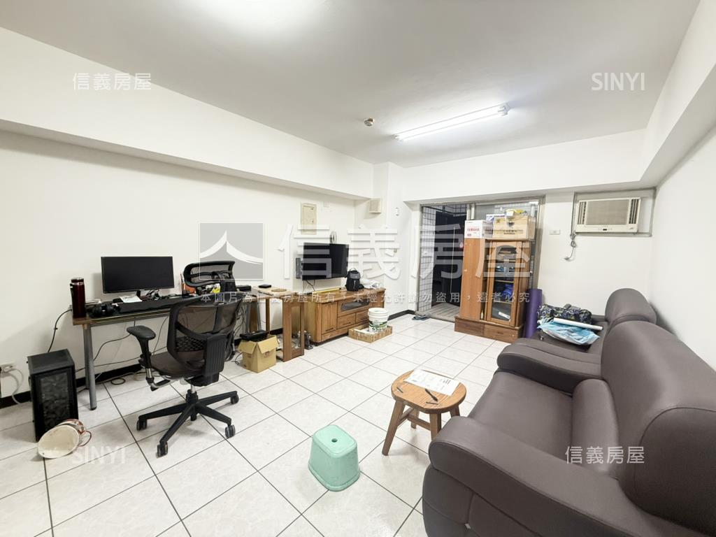 工學商圈長億三房車位房屋室內格局與周邊環境