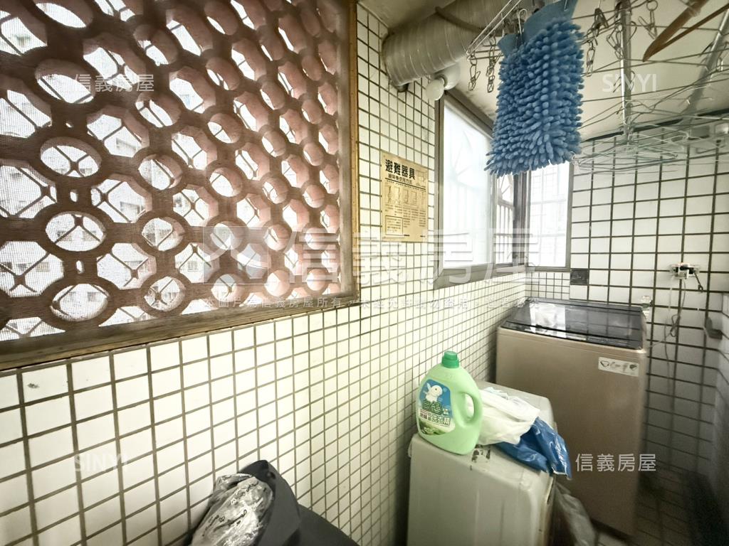 工學商圈長億三房車位房屋室內格局與周邊環境