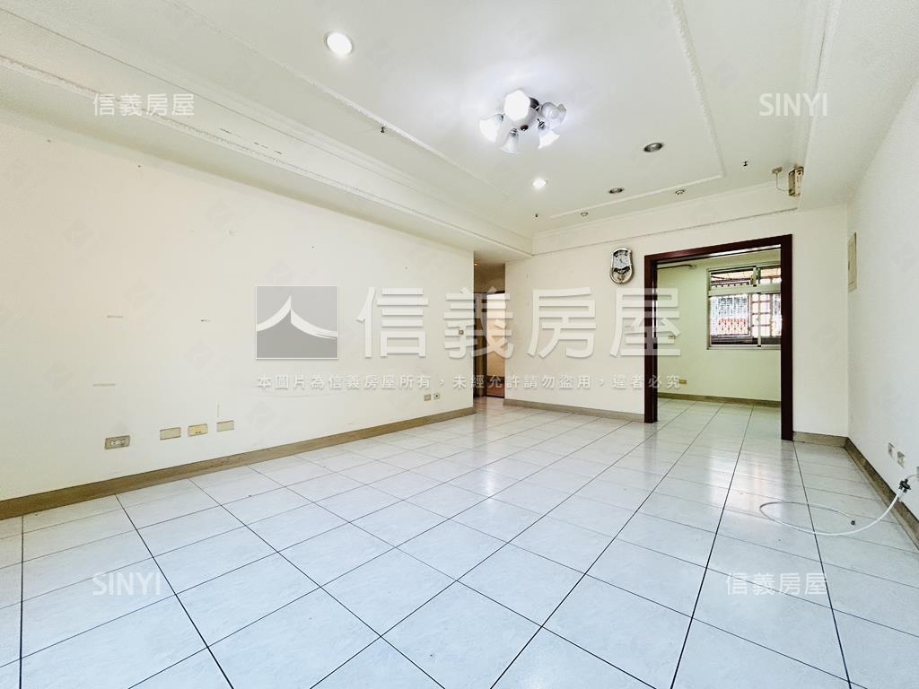 理想國。臻藏高樓三房車位房屋室內格局與周邊環境