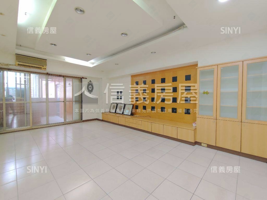 農十六低總價三房附車位房屋室內格局與周邊環境