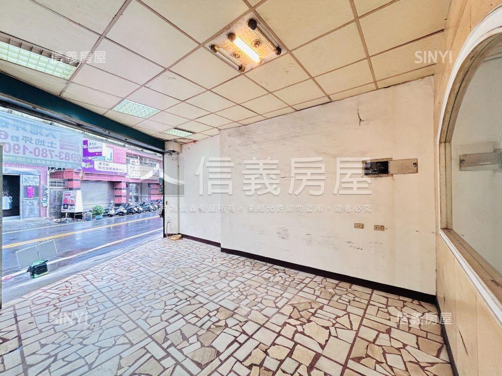 近市場中正三街透天金店面房屋室內格局與周邊環境