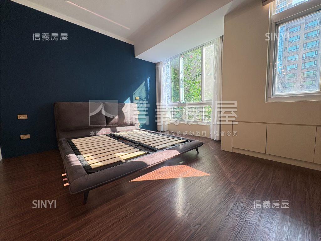 宜誠靜巷裝潢採光別墅房屋室內格局與周邊環境